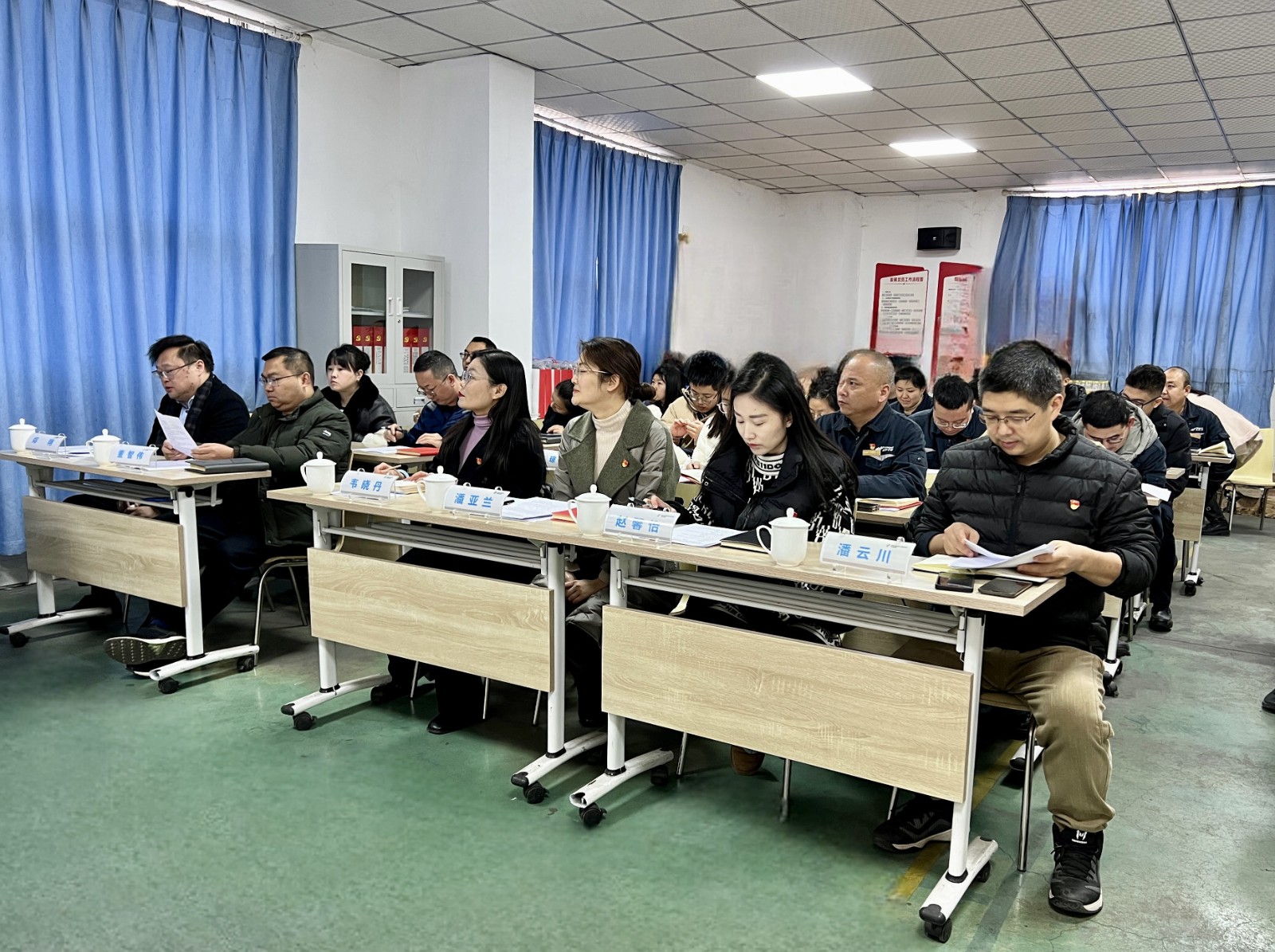 調(diào)研見面會（修復(fù)）_副本.jpg
